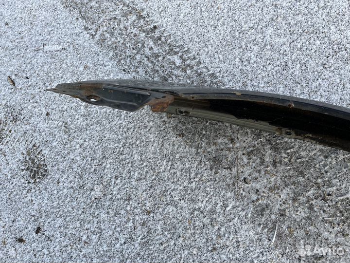 Крыло левое ваз 2170 Приора дефект