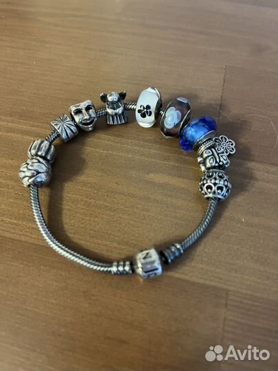 Браслет и шармы pandora