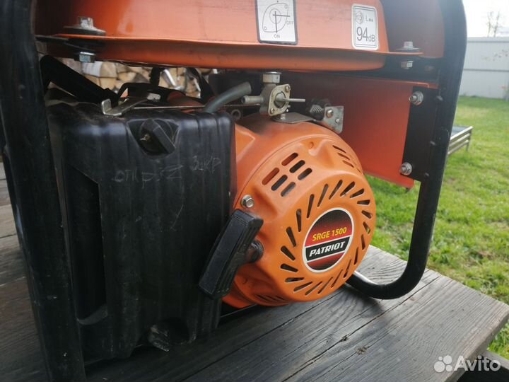 Бензиновый генератор