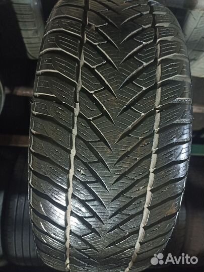 Goodyear Eagle Ultra Grip GW-3 215/55 R16