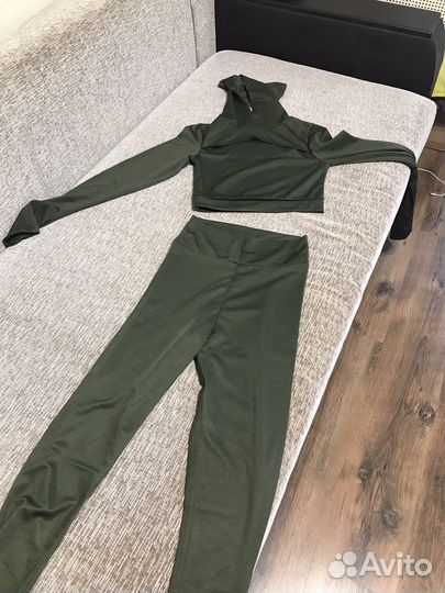 Спортивный костюм женский новый