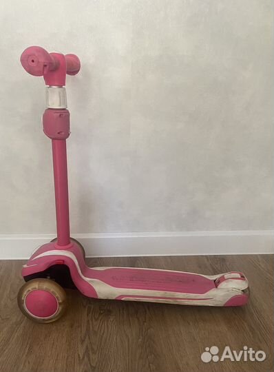 Детский трехколесный самокат