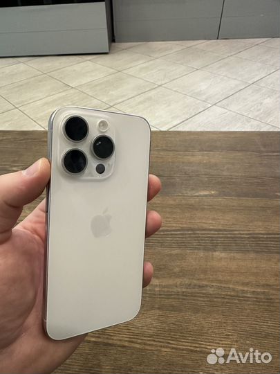 iPhone 15 Pro, 256 ГБ
