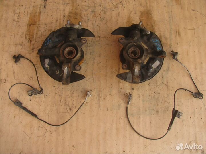 Ступица датчик ABS поворотный кулак Toyota Corolla