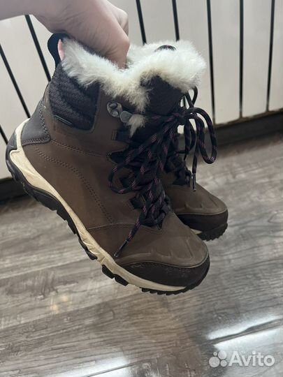 Ботинки женские зимние