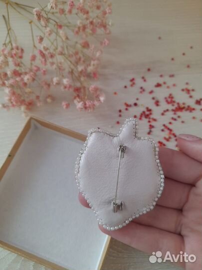 Брошь ручной работы