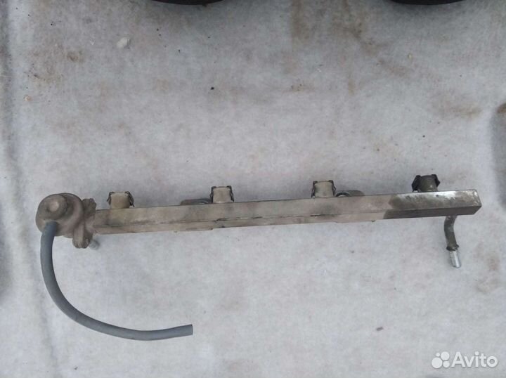 Рампа форсунок Дэу нексия 16 кл 1.6