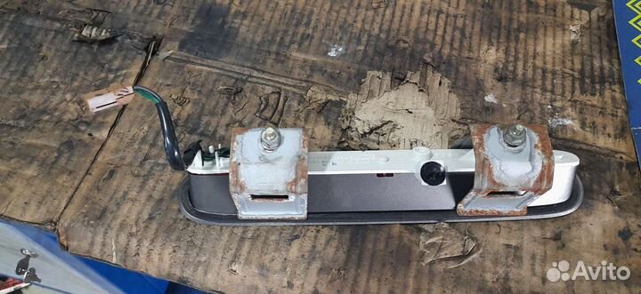 Стоп сигнал Nissan liberty