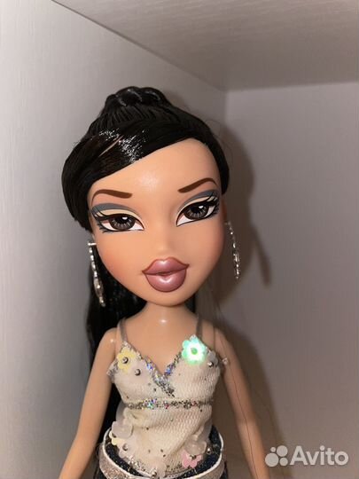 Кукла Bratz Джейд Step Out бронь