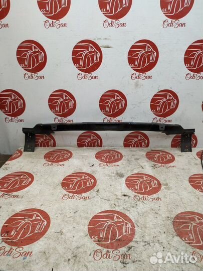 Планка радиатора Infiniti Fx35 S51 VQ35HR