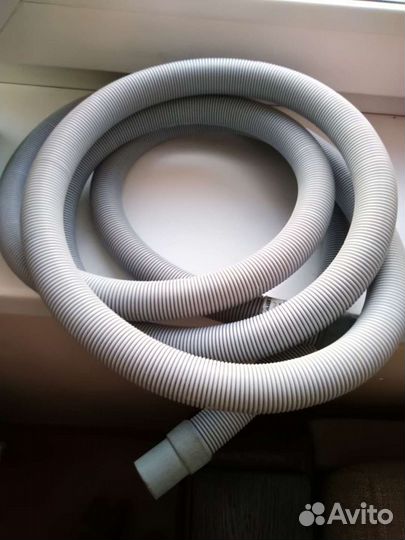 Шланг сливной для стиральной машинки