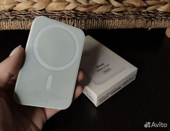 Повербанк Apple (MagSafe Battery Pack Powerbank)