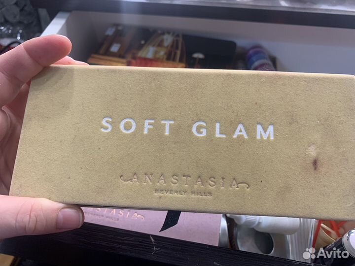 Anastasia Beverly Hills Soft Glam