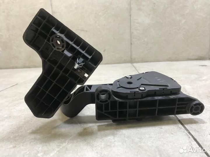 Педаль газа Hyundai ix35 LM 2010-2015