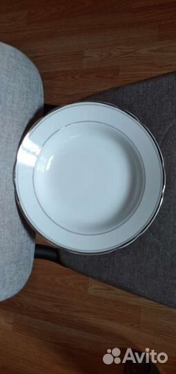 Тарелки обеденные Чехия и Япония