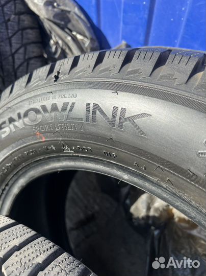 Triangle Snowlink TWT02 225/60 R17