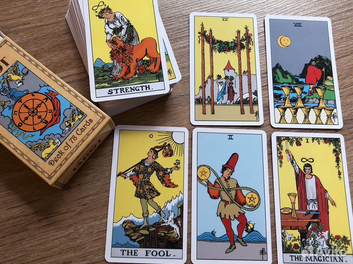 Таро колода