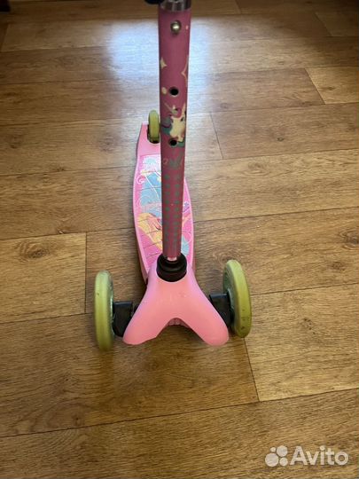 Самокат трехколесный детский Barbie