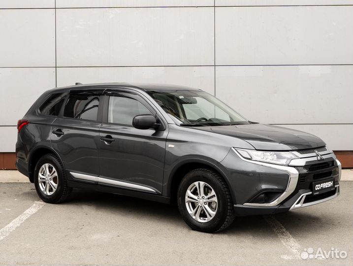 Mitsubishi Outlander 2.0 CVT, 2019, 40 934 км