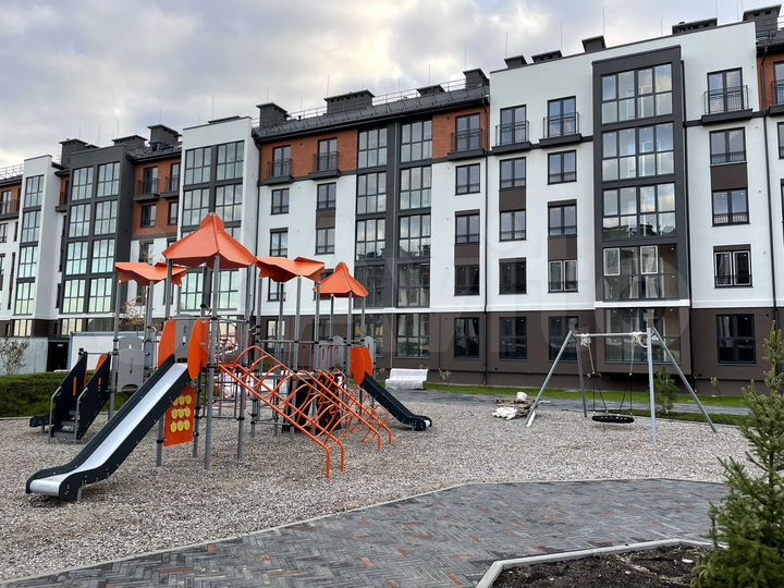 2-к. квартира, 65 м², 2/5 эт.