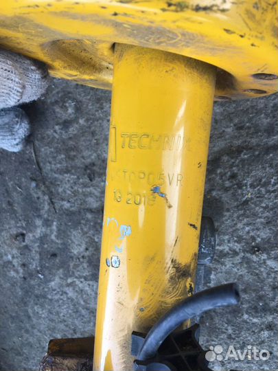 Стойки передние -30 opel vectra b