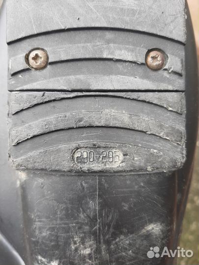 Горнолыжные ботинки