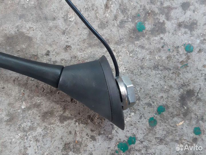 Антенна в крышу Volkswagen polo седан