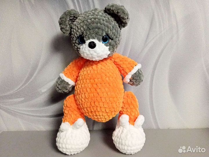 Мишка связан крючком