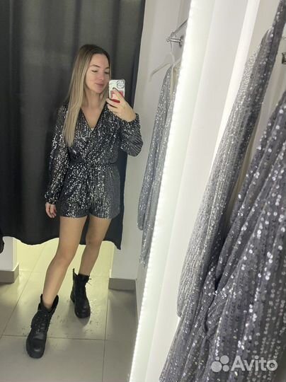 Комбинезон с пайетками