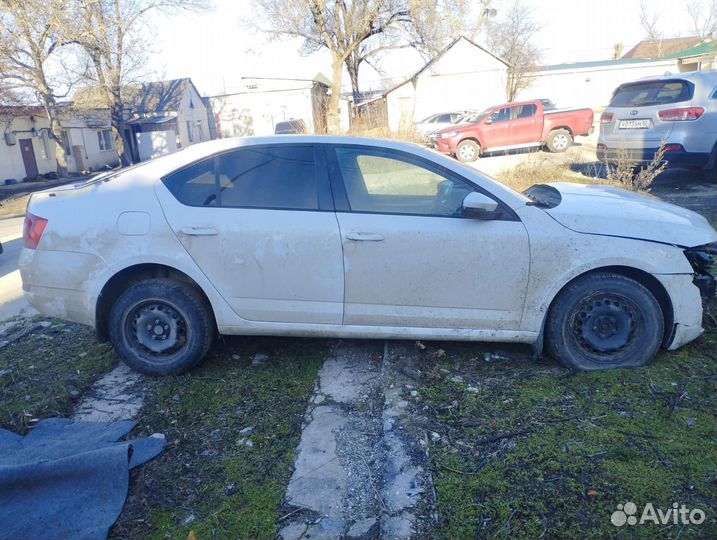 В разборке шкода Октавия а-7