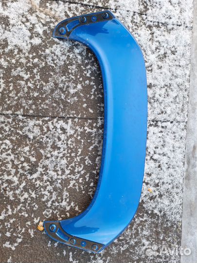 Задний спойлер на митсубиши лансер 10 хетчбэк