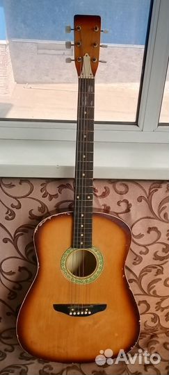 Гитара акустическая