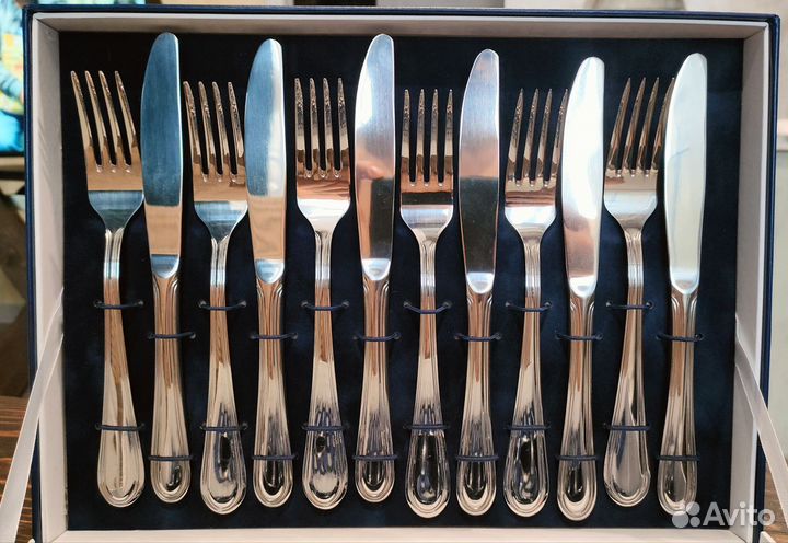 Набор столовых приборов