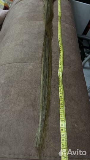 Волосы на заколках