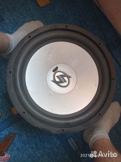 Сабвуфер 15 Lightning Audio S4.15.VC2