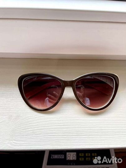 Солнцезащитные очки женские