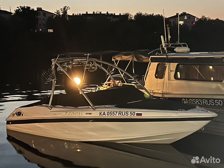 Катер Celebrety 200BR боурайдер