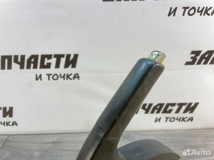 Рычаг стояночного тормоза Nissan Qashqai J10