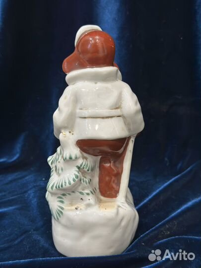 Лыжник Полонне фарфоровая статуэтка СССР