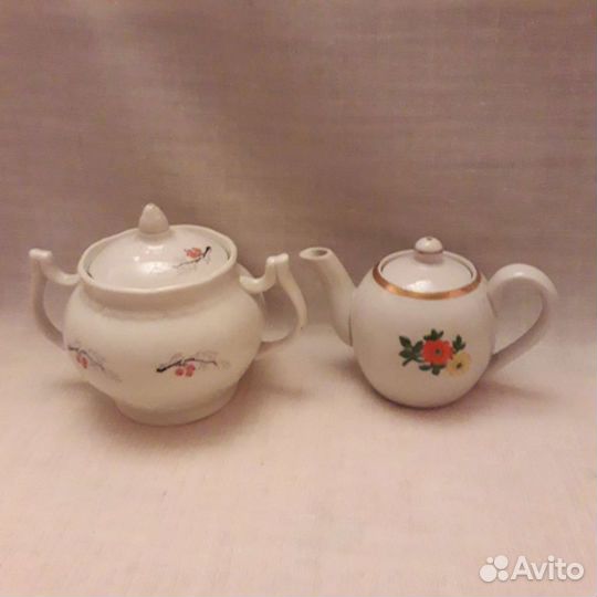 Сахарница. Молочник. Чайник заварочный