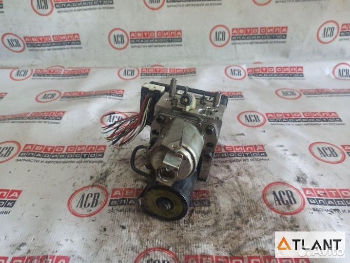 Блок abs toyota prius