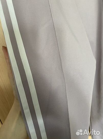 Спортивный костюм adidas