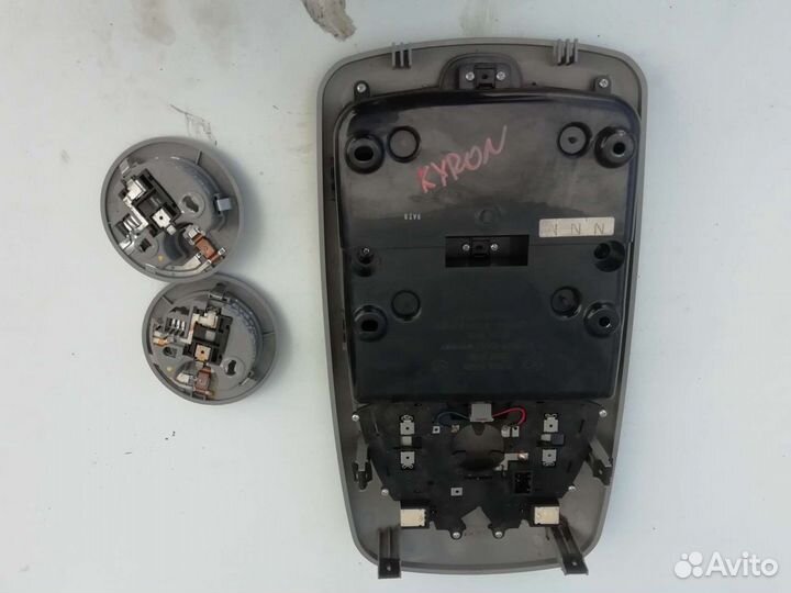 Плафон салонный Ssang Yong Kyron 2007 - 2015 г. в