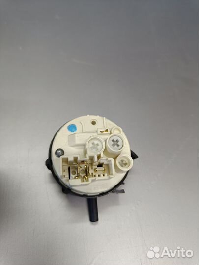Прессостат для indesit/Whirlpool 37670004