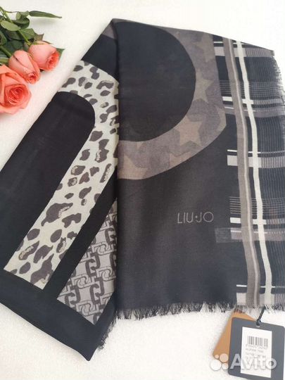 Палантин LIU JO