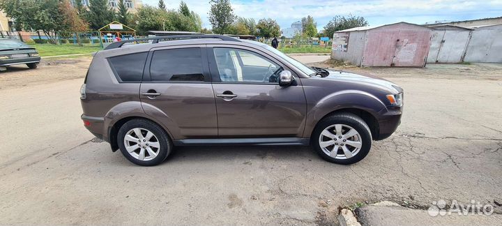 Mitsubishi Outlander 2.4 CVT, 2011, 225 000 км