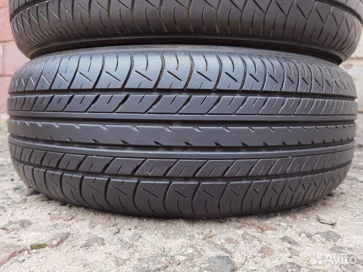 Yokohama dB Decibel E70 215/60 R16 95V