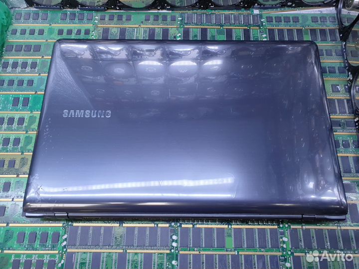 Samsung 15.6