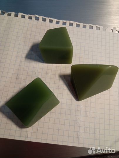 Нефрит обработанный