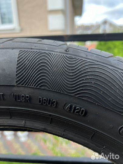 Continental ContiPremiumContact 215/55 R17